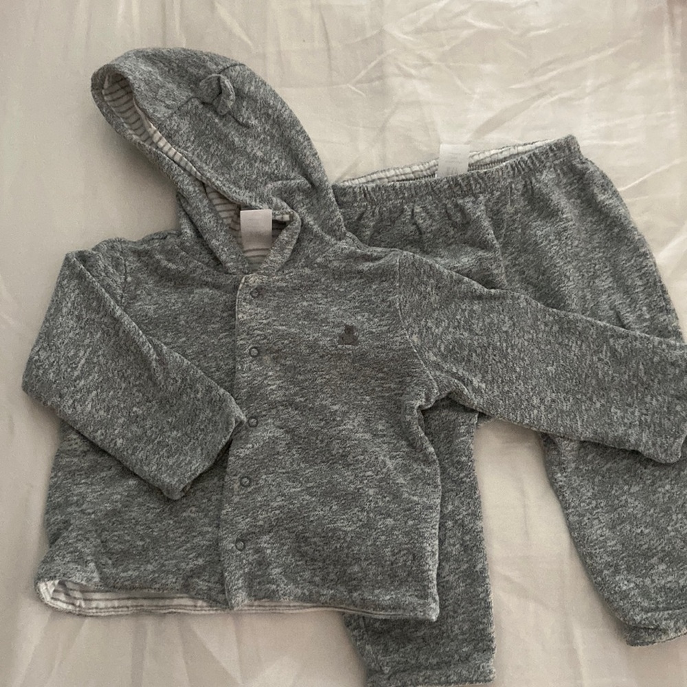 COPY - Gap reversible outfit - 6-12 Months - grey